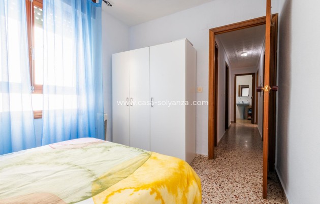 Herverkoop - Appartement / flat - Torrevieja - Playa De Los Naufragos