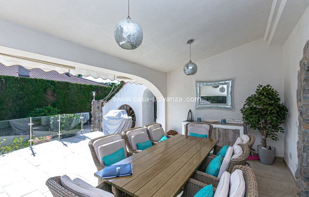 Herverkoop - Villa - Campoamor - Lomas de Don Juan