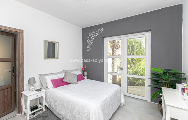 Herverkoop - Villa - Campoamor - Lomas de Don Juan