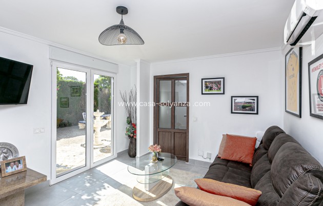 Herverkoop - Villa - Campoamor - Lomas de Don Juan