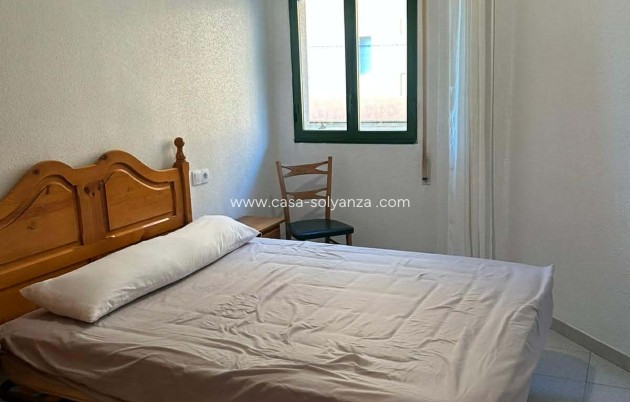 Alquiler a largo plazo - Apartamento / piso - Torrevieja - La Mata