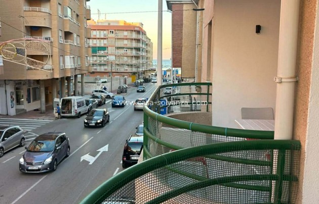 Alquiler a largo plazo - Apartamento / piso - Torrevieja - La Mata