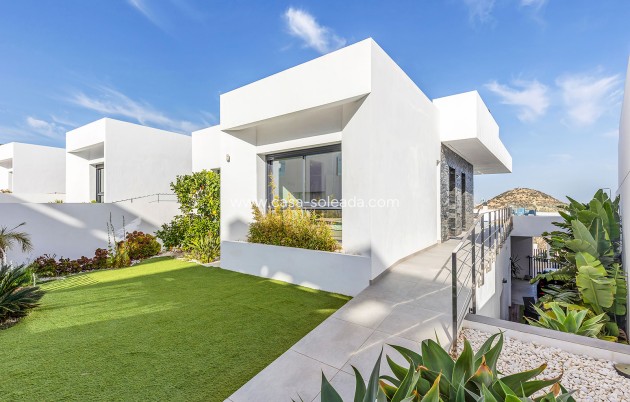 Resale - Villa - Ciudad Quesada