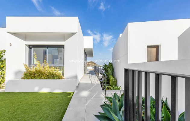 Resale - Villa - Ciudad Quesada
