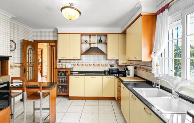 Herverkoop - Villa - Torrevieja - Costa Blanca