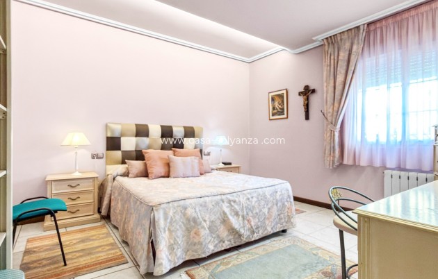 Herverkoop - Villa - Torrevieja - Costa Blanca