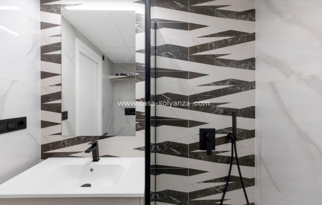 Resale - Apartment / flat - Guardamar del Segura - El Raso