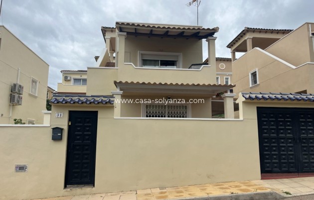 Resale - Apartment / flat - San Miguel de Salinas - Las Filipinas