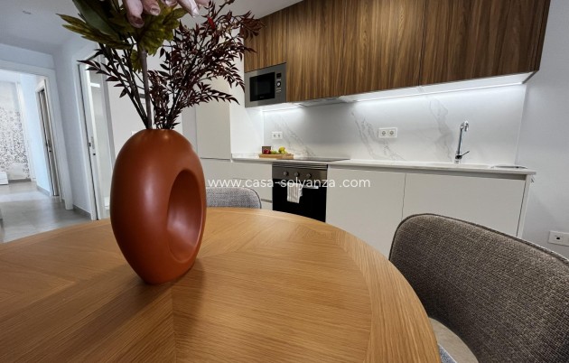 Resale - Apartment / flat - Torrevieja - Playa del Cura