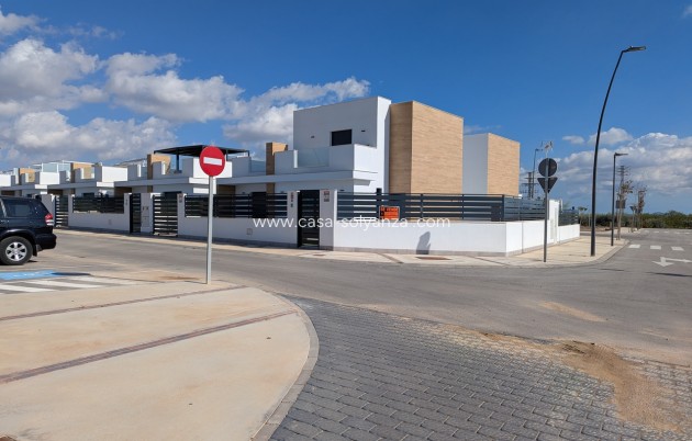 Herverkoop - Villa - Roldan - Inland