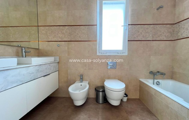 Reventa - Villa - La Marina