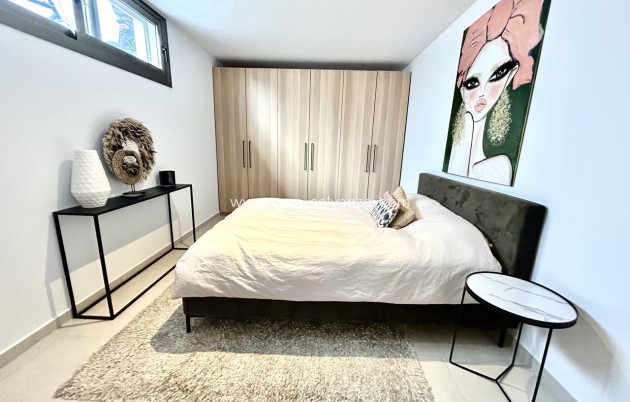 Resale - Villa - San Miguel de Salinas