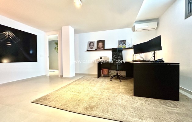 Resale - Villa - San Miguel de Salinas