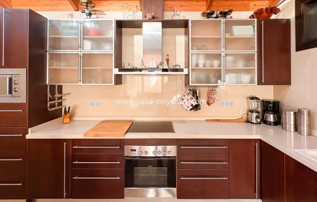 Wiederverkauf - Independent villa - Guardamar del Segura