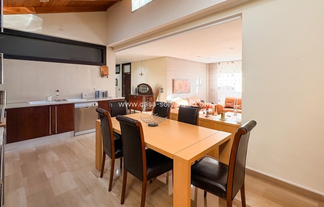 Wiederverkauf - Independent villa - Guardamar del Segura