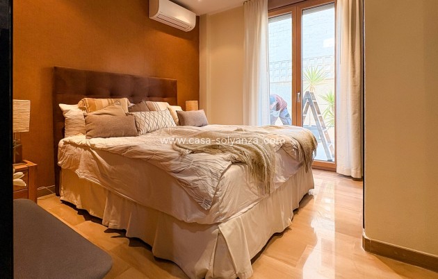 Wiederverkauf - Independent villa - Guardamar del Segura