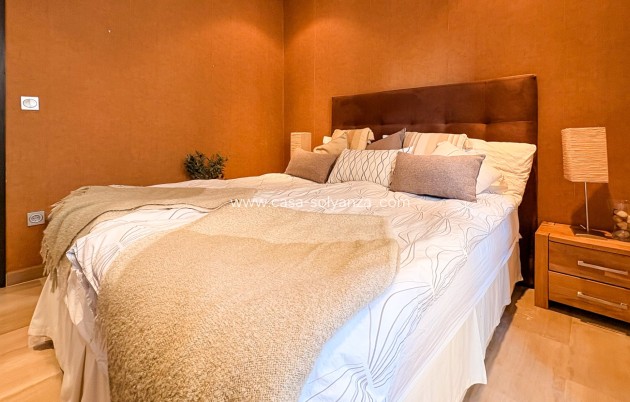 Wiederverkauf - Independent villa - Guardamar del Segura