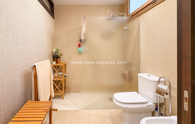 Wiederverkauf - Independent villa - Guardamar del Segura