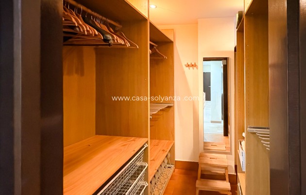 Wiederverkauf - Independent villa - Guardamar del Segura