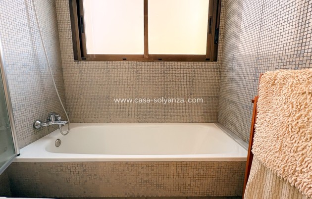 Wiederverkauf - Independent villa - Guardamar del Segura