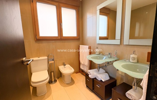 Wiederverkauf - Independent villa - Guardamar del Segura