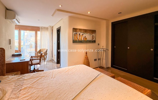 Wiederverkauf - Independent villa - Guardamar del Segura