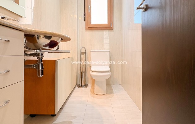 Wiederverkauf - Independent villa - Guardamar del Segura