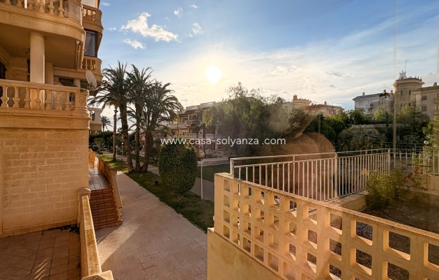 Wiederverkauf - Independent villa - Guardamar del Segura