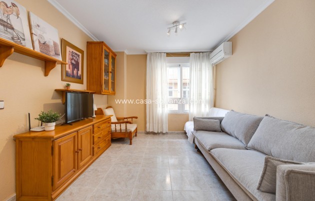 Herverkoop - Appartement / flat - Torrevieja - Playa De Los Naufragos