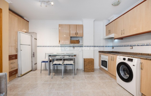 Herverkoop - Appartement / flat - Torrevieja - Playa De Los Naufragos