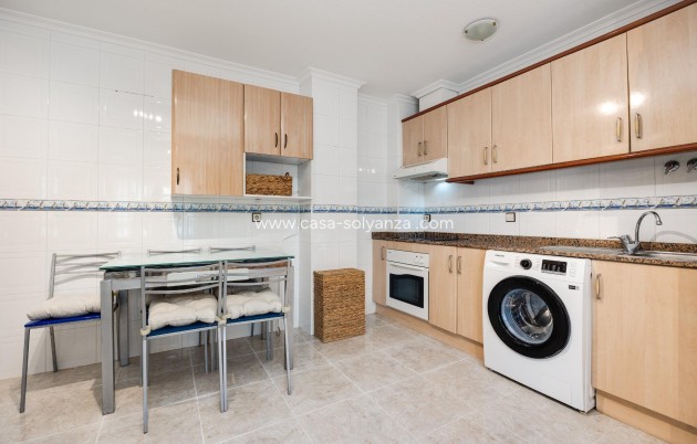 Herverkoop - Appartement / flat - Torrevieja - Playa De Los Naufragos