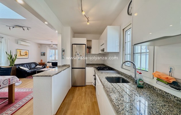 Herverkoop - Single Family Home - Orihuela - Villamartin