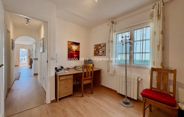 Herverkoop - Single Family Home - Orihuela - Villamartin