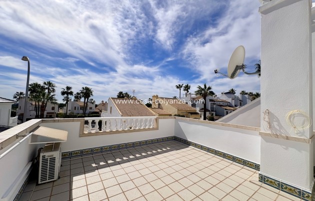 Herverkoop - Single Family Home - Orihuela - Villamartin