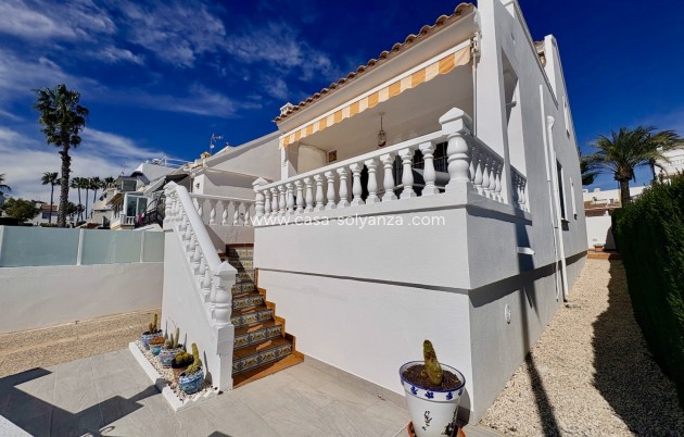 Herverkoop - Single Family Home - Orihuela - Villamartin