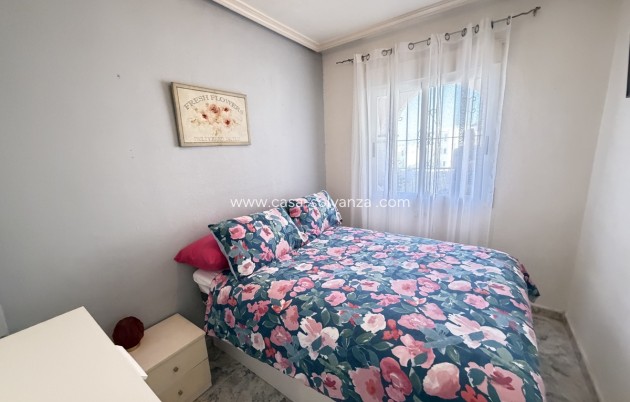 Herverkoop - Appartement / flat - La Zenia