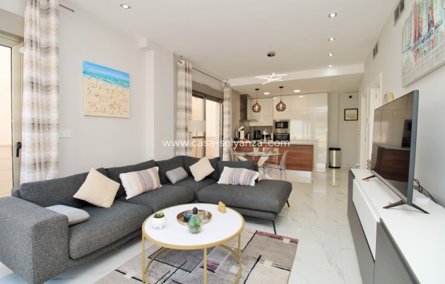 Herverkoop - Villa - Villamartin - Villamartín