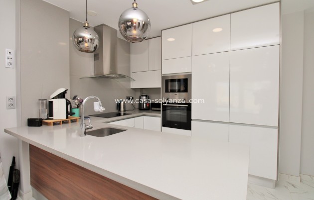 Herverkoop - Villa - Villamartin - Villamartín