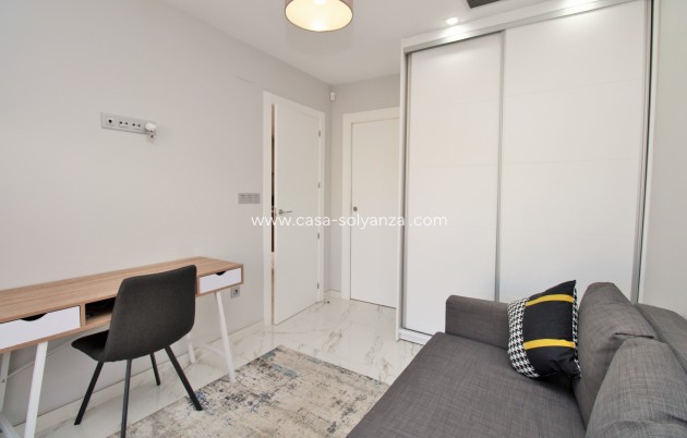 Herverkoop - Villa - Villamartin - Villamartín