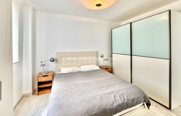 Herverkoop - Appartement / flat - Torrevieja - Estacion Autobuses