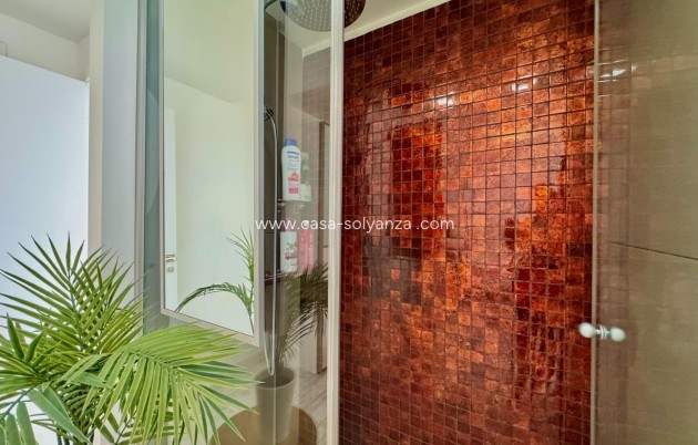 Herverkoop - Appartement / flat - Torrevieja - Estacion Autobuses