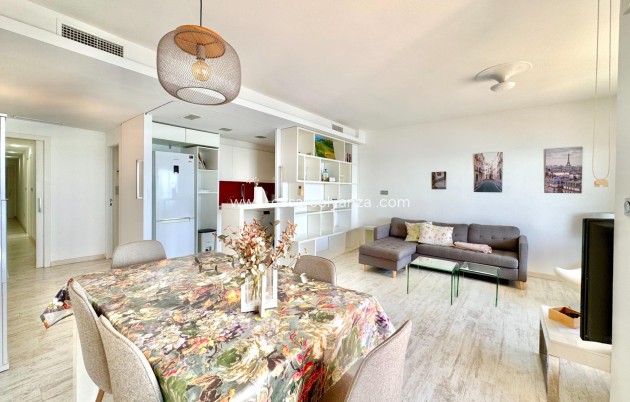 Herverkoop - Appartement / flat - Torrevieja - Estacion Autobuses