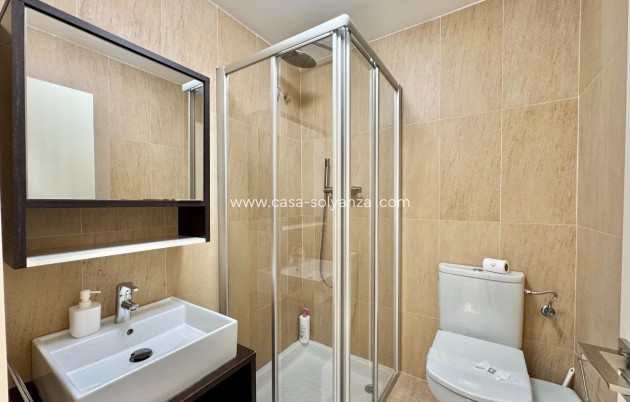 Herverkoop - Appartement / flat - Torrevieja - Estacion Autobuses