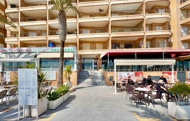 Herverkoop - Appartement / flat - Torrevieja - Estacion Autobuses