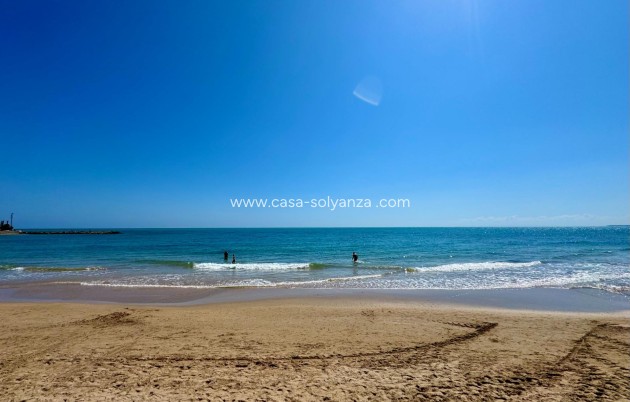 Herverkoop - Appartement / flat - Torrevieja - Estacion Autobuses