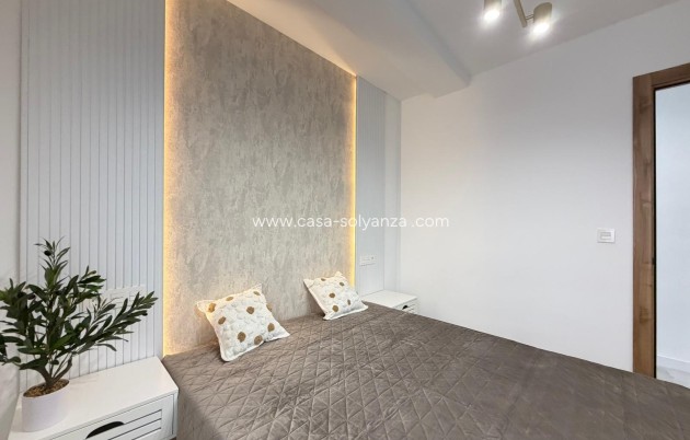 Resale - Apartment / flat - Torrevieja - Estacion Autobuses