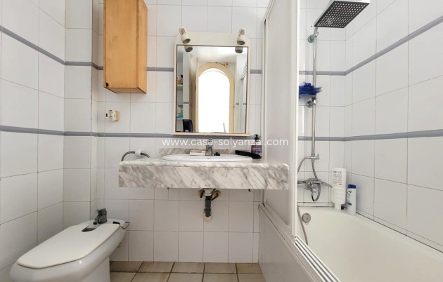 Herverkoop - Appartement / flat - Torrevieja - Playa De La Mata