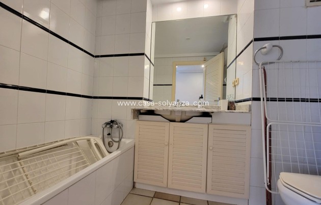 Herverkoop - Appartement / flat - Torrevieja - Playa De La Mata