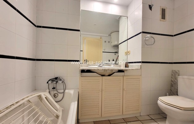 Herverkoop - Appartement / flat - Torrevieja - Playa De La Mata