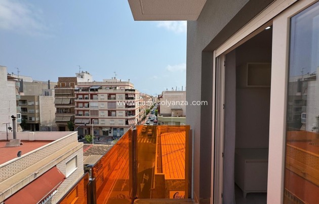 Herverkoop - Appartement / flat - Torrevieja
